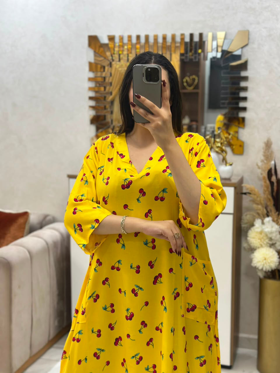 Robe avec une poche